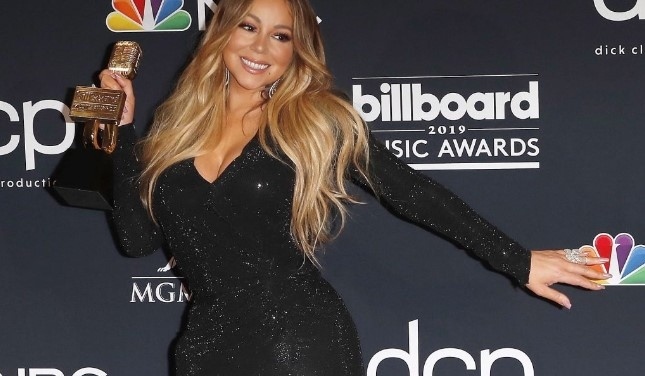 Пускат комикс за живота и кариерата на Марая Кери